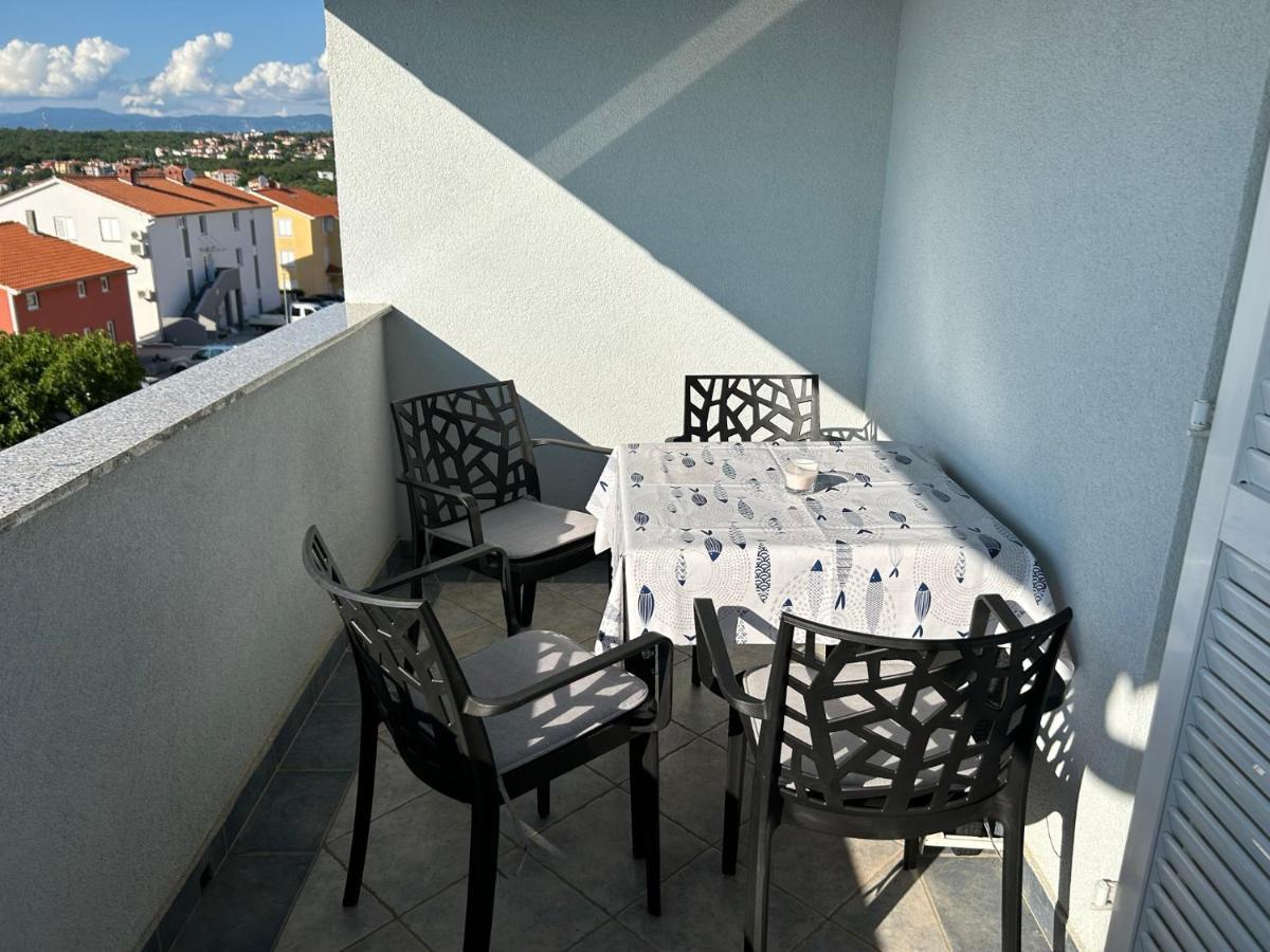 Apartment Blue Sun
